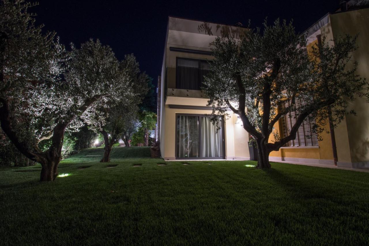 Sesto Armonico B&B Palazzolo  Luaran gambar